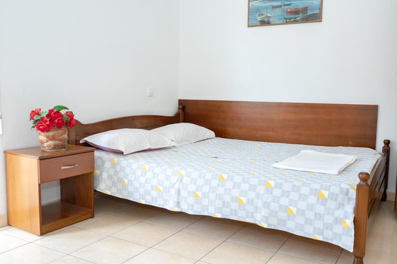 Μpasias Apartments Paralía エクステリア 写真