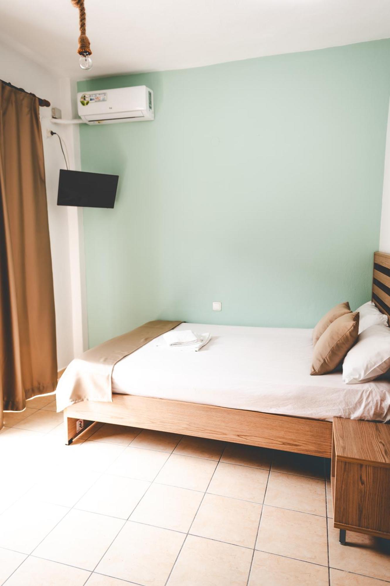 Μpasias Apartments Paralía エクステリア 写真
