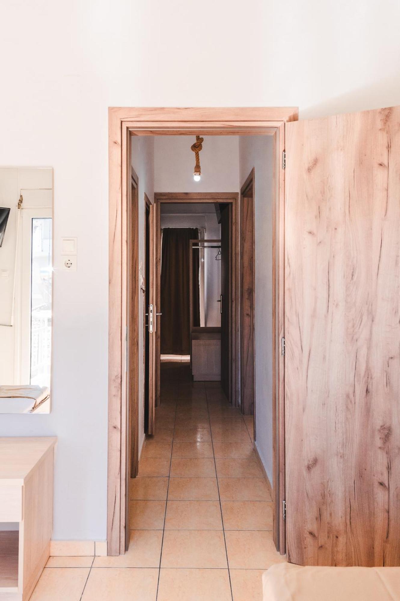 Μpasias Apartments Paralía エクステリア 写真