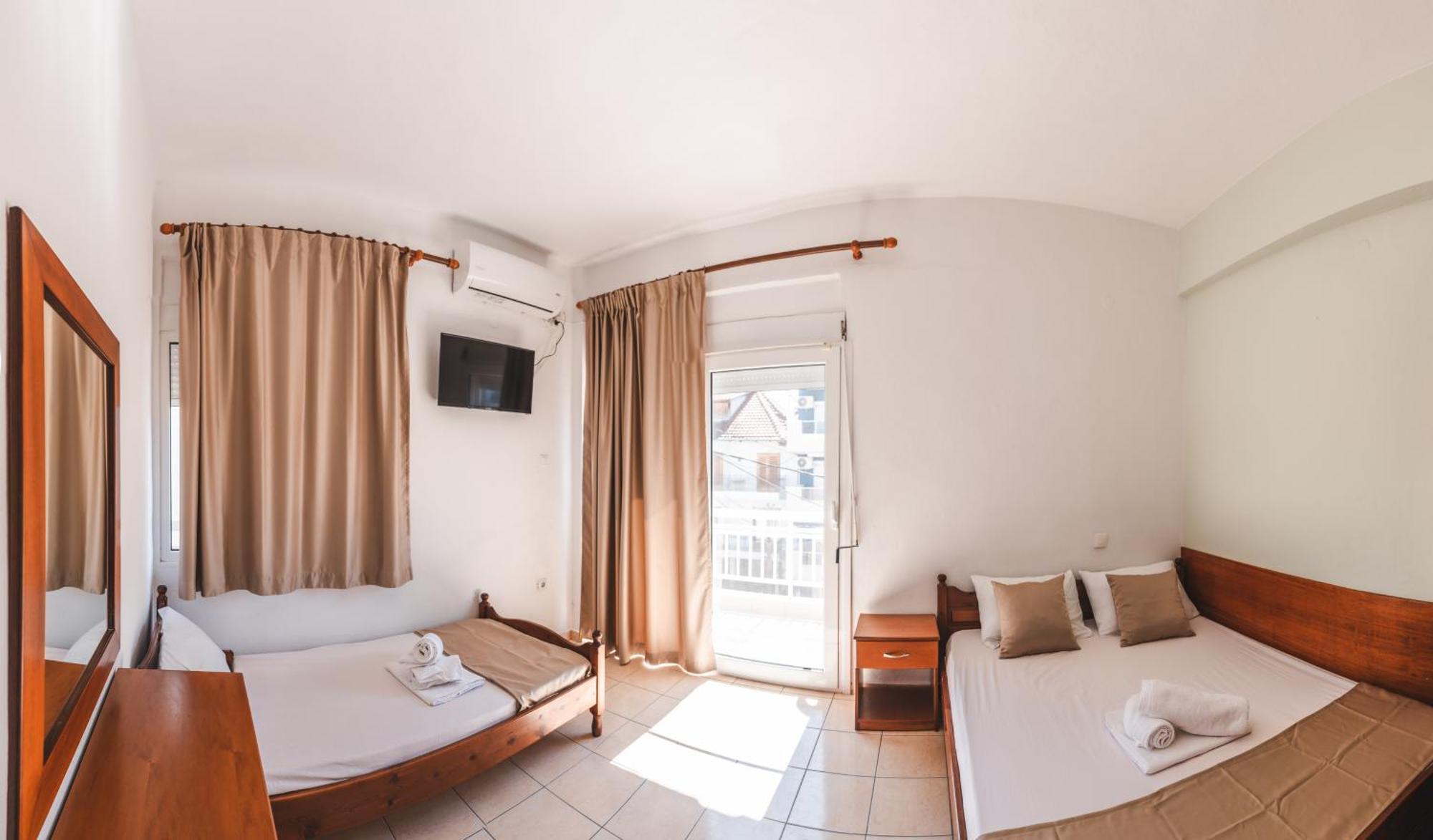 Μpasias Apartments Paralía エクステリア 写真