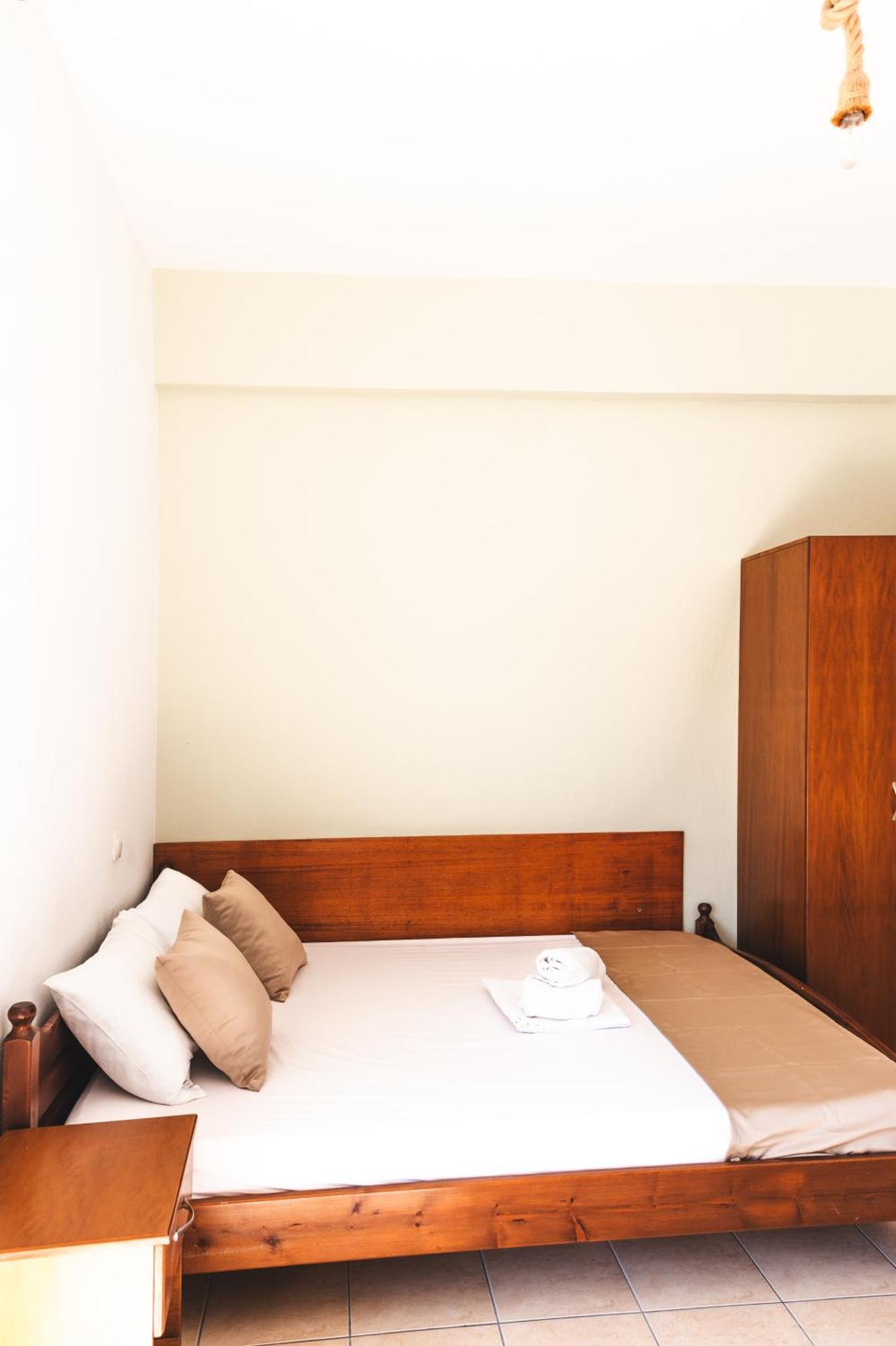 Μpasias Apartments Paralía エクステリア 写真